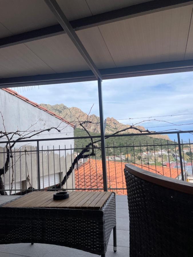 Affittacamere Il Vicoletto Aria Ona Villagrande Strisaili Dış mekan fotoğraf