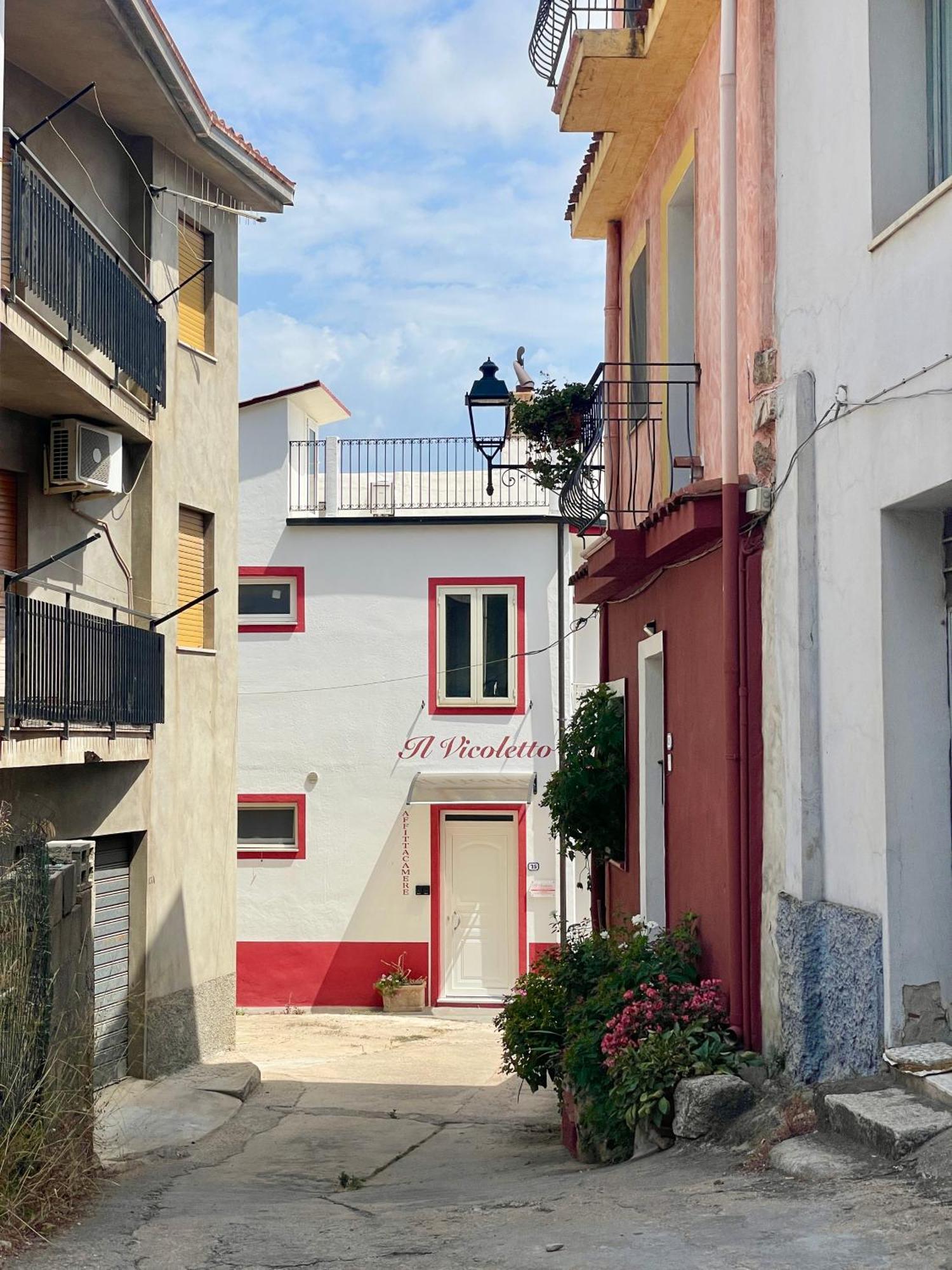 Affittacamere Il Vicoletto Aria Ona Villagrande Strisaili Dış mekan fotoğraf